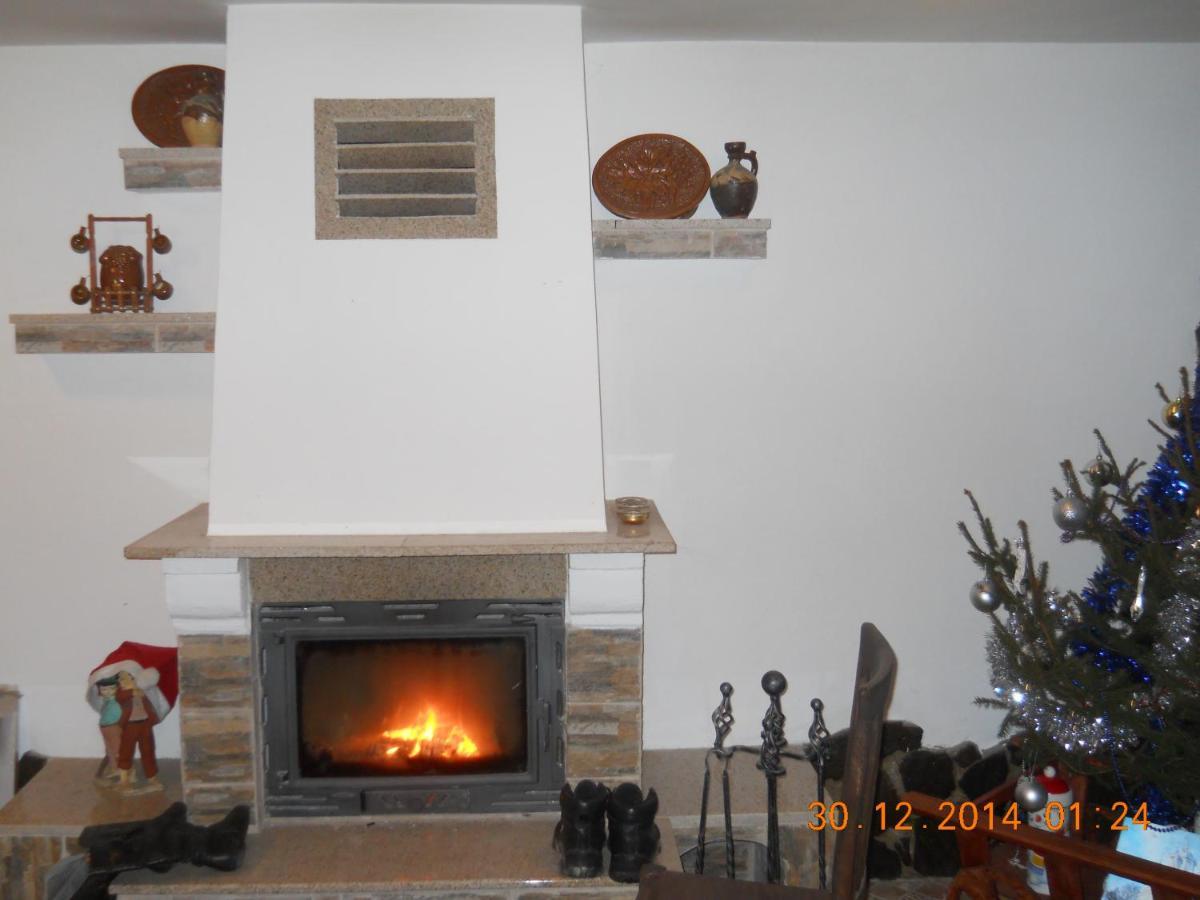 דירות Valea Iasului La Curtea Argeseana מראה חיצוני תמונה
